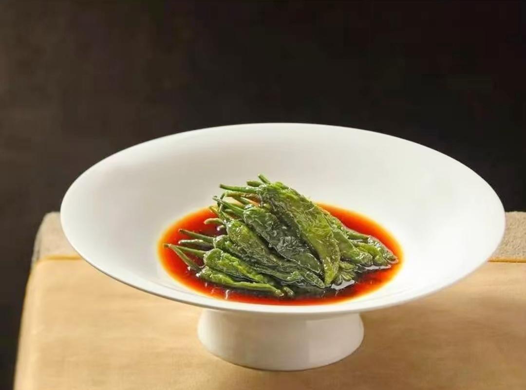 螺丝椒小炒土猪梅花肉